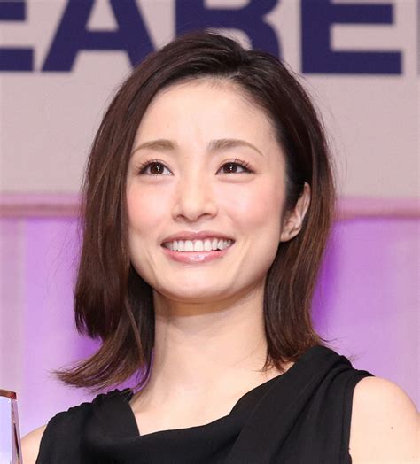 上戸彩劣化|【劣化した？】上戸彩の今と昔の画像比較！老けた理由と顔変化。